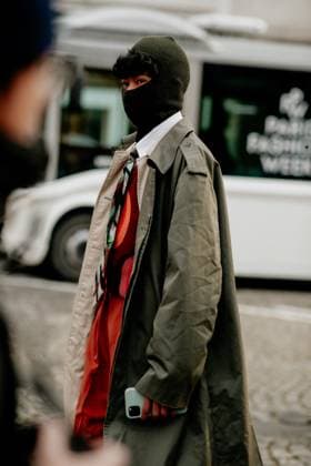 PFW - Street Style Street style, arriving at Hermes Fall-Winter 2022-2023 Menswear show, held at Mobilier National, Paris, France, on January 22nd, 2022. Photo by Marie-Paola Bertrand-Hillion ABACAPRESS.COM  Copyright: xBertrand-HillionxMarie-Paola ABACAx 798127_108 Bertrand-HillionxMarie-Paola ABACAx 798127_108