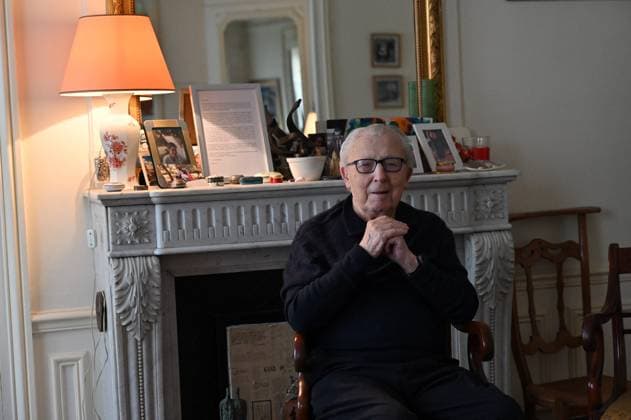 Jacques Delors Portrait - Paris Former President of the European Commission (1985 to 1995) and French Finance Minister (1981 to 1984) Jacques Delors poses for pictures at home in Paris, France in October 2021. Photo by Elodie Gregoire ABACAPRESS.COM Paris France  Copyright: xGregoirexElodie ABACAx 798516_010 GregoirexElodie ABACAx 798516_010