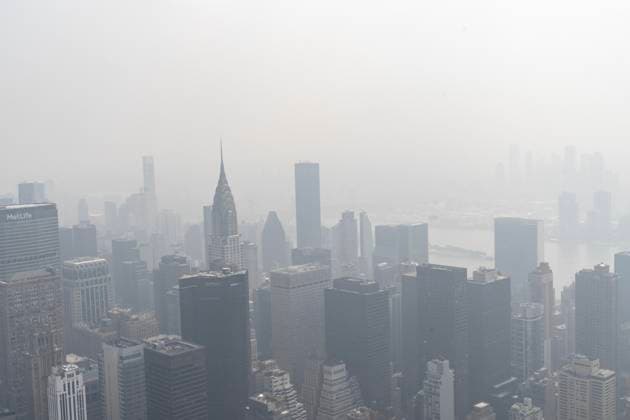 June 30, 2023, New York, New York, United States: View of the city skylines from top of the Empire State Building as unhealthy air quality blanketed New York City on June 30, 2023 because of Canadian wildfires. Government reported air quality index more than 170 around the city. New York United States - ZUMAr339 20230630_znp_r339_007 Copyright: xLevxRadinx