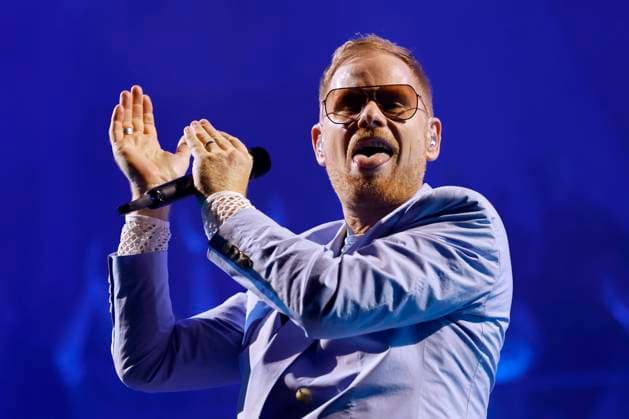 Entertainment Bilder des Tages Sänger Peter Fox beim Summerjam Festival 2023 am Fühlinger See. Das Summerjam Festival ist eines der größten Reggae-Festivals in Europa und existiert dieses Jahr 36 Jahre, 26 davon in Köln. Köln, 01.07.2023 NRW Deutschland *** Singer Peter Fox at Summerjam Festival 2023 at Fühlinger See The Summerjam Festival is one of the largest reggae festivals in Europe and exists this year 36 years, 26 of them in Cologne Cologne, 01 07 2023 NRW Germany Copyright: xChristophxHardtx