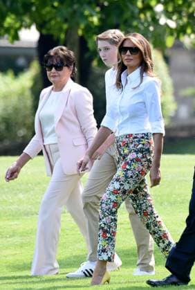 President Trump And First Lady Depart The White House - Washington Barron Trump , First Lady Melania Trump and her mother Amalija Knavs depart the White House en route to Joint Base Andrews, in Washington, DC, USA on June 29, 2018. Photo by Olivier Douliery ABACAPRESS.COM Washington DC United States  Copyright: xDoulieryxOlivier ABACAx 642808_013 DoulieryxOlivier ABACAx 642808_013