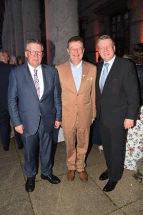 Volkmar Halbleib Mdl Prof Wolfgang M.Heckl Direktor Deutsches Museum Robert Brannekaemper Mdl Muenchen 04.07.2023 Bayerischen Kultursommes im Haus der Kunst Preis.Verleihung Pro meritis scientiae et litterarum Muenchen