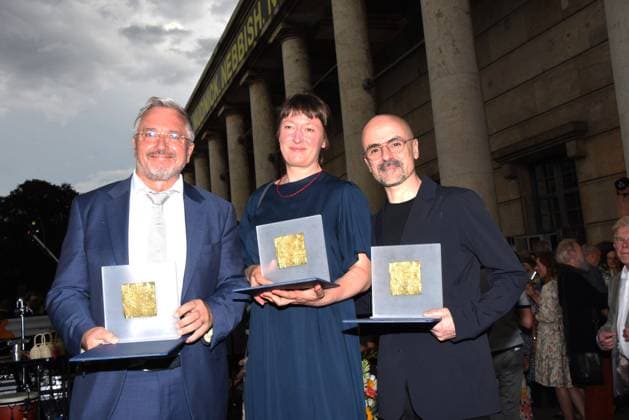 Manfred Rietzler Preistraegerin Unternehmer Gruender Barbara Yelin Preistraegerin Comiczeichnerin Goyo Montero Preistraeger Ballettdirektor Staatstheater Nuernberg Muenchen 04.07.2023 Bayerischen Kultursommes im Haus der Kunst Preis.Verleihung Pro meritis scientiae et litterarum Muenchen