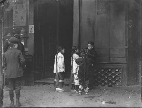 RECORD DATE NOT STATED His first cigar, Chinatown, San Francisco, between 1896 and 1906. Creator: Arnold Genthe. Copyright:xHeritagexArt HeritagexImagesx IMAGO ,2955520 ! ACHTUNG: AUFNAHMEDATUM GESCHÄTZT!  Copyright:HeritagexArt HeritagexImagesx IMAGO