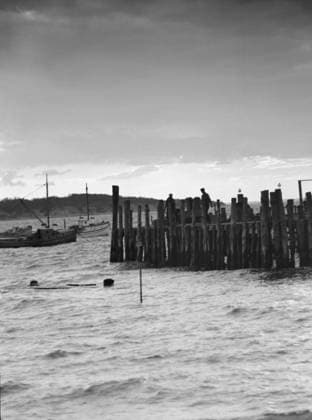 RECORD DATE NOT STATED Beach scene, East Hampton, Long Island, between 1933 and 1942. Creator: Arnold Genthe. Copyright:x HeritagexImagesx IMAGO ,2956235 ! ACHTUNG: AUFNAHMEDATUM GESCHÄTZT!  Copyright: HeritagexImagesx IMAGO