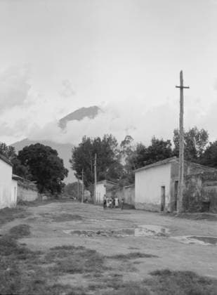 RECORD DATE NOT STATED Travel views of Cuba and Guatemala, between 1899 and 1926. Creator: Arnold Genthe. Copyright:x HeritagexImagesx IMAGO ,2957309 ! ACHTUNG: AUFNAHMEDATUM GESCHÄTZT!  Copyright: HeritagexImagesx IMAGO