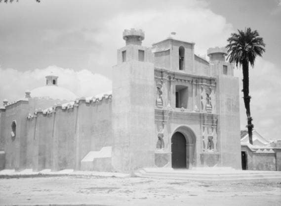 RECORD DATE NOT STATED Travel views of Cuba and Guatemala, between 1899 and 1926. Creator: Arnold Genthe. Copyright:x HeritagexImagesx IMAGO ,2957361 ! ACHTUNG: AUFNAHMEDATUM GESCHÄTZT!  Copyright: HeritagexImagesx IMAGO