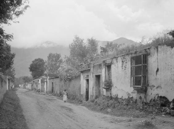 RECORD DATE NOT STATED Travel views of Cuba and Guatemala, between 1899 and 1926. Creator: Arnold Genthe. Copyright:x HeritagexImagesx IMAGO ,2957425 ! ACHTUNG: AUFNAHMEDATUM GESCHÄTZT!  Copyright: HeritagexImagesx IMAGO