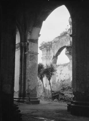 RECORD DATE NOT STATED Travel views of Cuba and Guatemala, between 1899 and 1926. Creator: Arnold Genthe. Copyright:x HeritagexImagesx IMAGO ,2957441 ! ACHTUNG: AUFNAHMEDATUM GESCHÄTZT!  Copyright: HeritagexImagesx IMAGO