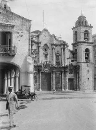 RECORD DATE NOT STATED Travel views of Cuba and Guatemala, between 1899 and 1926. Creator: Arnold Genthe. Copyright:x HeritagexImagesx IMAGO ,2957498 ! ACHTUNG: AUFNAHMEDATUM GESCHÄTZT!  Copyright: HeritagexImagesx IMAGO
