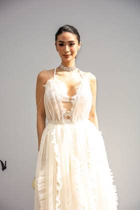 PFW - Zuhair Murad Photocall Heart Evangelista attends Zuhair Murad Haute couture Fall Winter 2023 2024 show at Hotel Potocki, as part of Paris Fashion Week in Paris, France on July 5, 2023. Photo by Ammar Abd Rabbo ABACAPRESS.COM Paris France Copyright: xAbdxRabboxAmmar ABACAx 859717_005 AbdxRabboxAmmar ABACAx 859717_005