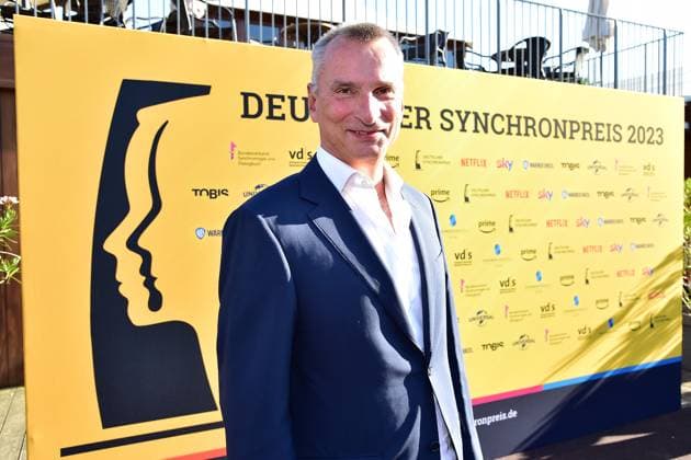 Deutschen Synchronpreis 2023 Martin Kessler, cdeutsche Stimme von Nocolas Cage, Vin Diesel Ankunft, zum 4. Deutschen Synchronpreis 2023 im TIPI in Berlin am 07.07.2023