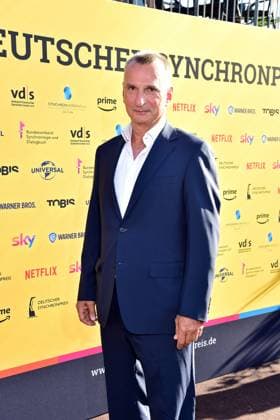 Deutschen Synchronpreis 2023 Martin Kessler, cdeutsche Stimme von Nocolas Cage, Vin Diesel Ankunft, zum 4. Deutschen Synchronpreis 2023 im TIPI in Berlin am 07.07.2023