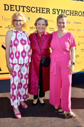 Katrin Fröhlich, Susanna Bonasewicz und Ranja Bonalana bei der Verleihung des Deutschen Synchronpreises 2023 im Tipi am Kanzleramt. Berlin, 07.07.2023