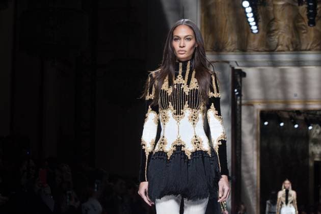 Paris Fashion Week - Balmain - Runway Joan Smalls walks the runway during the Balmain show as part of Paris Fashion Week Fall Winter 2016 17 in Paris, France on March 03, 2016. Photo by Audrey Poree ABACAPRESS.COM Paris France  Copyright: xDomine-Poree-Wyters ABACAx 537226_058 Domine-Poree-Wyters ABACAx 537226_058