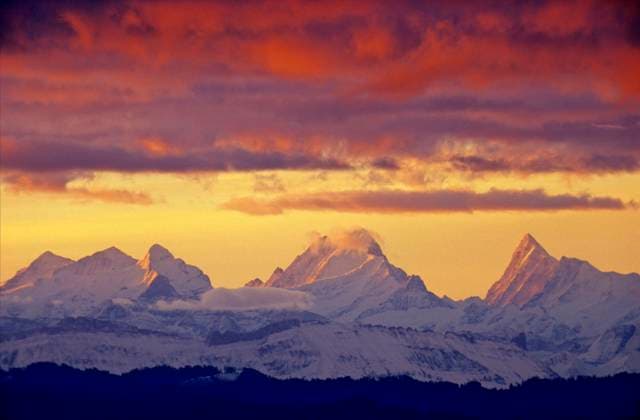 Creative Highlights World Abendrot in den Berner Alpen Schweiz *** Sunset in the Berner Alps Switzerland Copyright: imageBROKER/BA-Geduldig iblege06839862.jpg