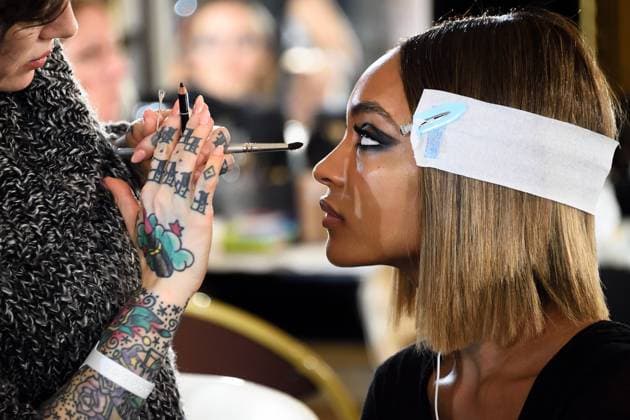 Paris Haute-Couture Fashion Week - Versace Backstage Model Jourdan Dunn backstage before Versace s Spring-Summer 2015 Haute Couture collection show in Paris, France, on January 25, 2015. Photo by Nicolas Briquet ABACAPRESS.COM Paris France  Copyright: xBriquet-Orban ABACAx 484900_006 Briquet-Orban ABACAx 484900_006