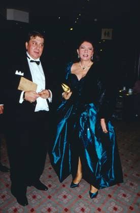 Bijan Esfandiary Bakhtiary, neben ihm seine Schwester Soraya Esfandiary-Bakhtiary, bei einem Event, circa 1996. Copyright: HartwigxValdmanis Nur redaktionelle Nutzung. Editorial use only. VAL_720100792