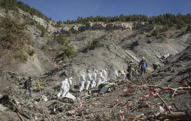 Germanwings A320 Crash - Search Operations Continue - Seyne-les-Alpes Operations continue as rescuers search the Germanwings flight 4U 9525 crash site for the second black box and remaining bodies, near Seyne-les-Alpes, southeastern France on April 3, 2015. The Germanwings Airbus A320 aircraft crashed in the French Alps on March 24, 2015, carrying around 150 passengers and crew on board. Handout Photo by Yves Malenfer DICOM ABACAPRESS.COM Seyne-les-Alpes France  Copyright: xABACAx 494970_005 ABACAx 494970_005