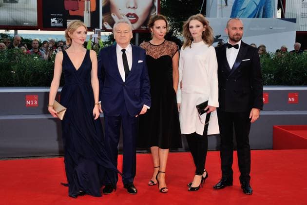 72nd Venice Film Festival - 11 Minutes Premiere Paulina Chapko, Jerzy Skolimowski, Anna Maria Buczek, Agata Buzek and Wojciech Mecwaldowski attending the 11 Minutes premiere as part of the 72nd Venice International Film Festival (Mostra) in Venice, Italy, on September 9, 2015. Photo by Aurore Marechal ABACAPRESS.COM Venice Venice Italy  Copyright: xMarechalxAurore ABACAx 515029_031 MarechalxAurore ABACAx 515029_031 