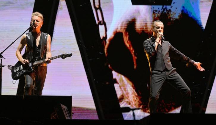 Entertainment Themen der Woche KW28 Entertainment Bilder des Tages July 12, 2023, ROME, ITALY: Dave Gahan (R) and Martin Gore of British band Depeche Mode perform at the Olimpico stadium in Rome, Italy, 12 July 2023. ANSA ETTORE FERRARI. ROME ITALY  - ZUMAa110 20230712_zaf_a110_038 Copyright: xEttorexFerrarix