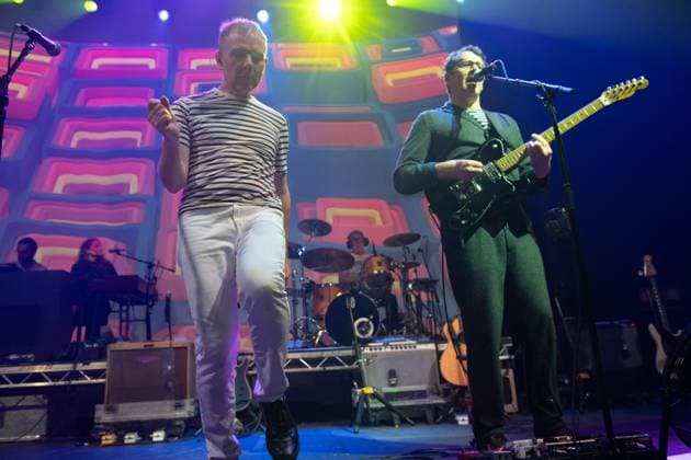 Entertainment Themen der Woche KW29 Entertainment Bilder des Tages Belle and Sebastian Perform at The Roundhouse, London Lead singer Stuart Murdoch and lead guitarist Stevie Jackson of Scottish indie pop band Belle and Sebastian performs at The Roundhouse, London, England, UK on Tuesday 18 July 2023., Credit:Justin Ng Avalon UK, England, London, The Roundhouse  Copyright: xJustinxNgx xAvalonx 0790088798