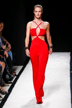 Paris Fashion Week - Balmain runway Rosie Huntington-Whiteley displays a creation for Balmain Spring-Summer 2015 Ready-To-Wear collection show in Paris, France, on September 25, 2014. Photo by Alain Gil-Gonzalez ABACAPRESS.COM Paris France  Copyright: xGil-GonzalezxAlain ABACAx 468124_056 Gil-GonzalezxAlain ABACAx 468124_056 