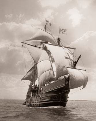 IMAGO History, Entdeckung Amerikas durch Christoph Kolumbus 1492 Replica of the Spanish caravel Santa Maria, used by Christopher Columbus in his first voyage across the Atlantic Ocean in 1492, digitally optimized Replica of the Spanish caravel Santa Maria, used by Christopher Columbus in his first voyage across the Atlantic Ocean in 1492, digitally optimized Copyright: xZoonar.com Heinz-DieterxFalkensteinx 20422682