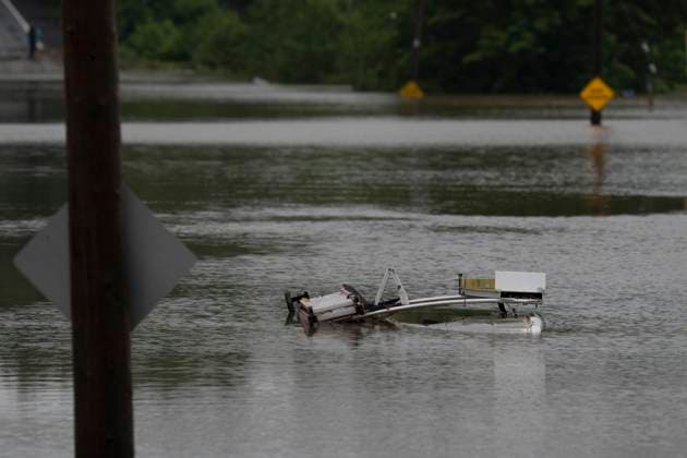 July 22, 2023, Halifax, NS, Canada: The top of a service truck is seen abandoned in floodwater following a major rain event in Halifax on Saturday, July 22, 2023. A long procession of intense thunderstorms have dumped record amounts of rain across a wide swath of Nova Scotia, causing flash flooding, road washouts and power outages. Halifax Canada  - ZUMAc35_ 20230722_zaf_c35_022 Copyright: xDarrenxCalabresex