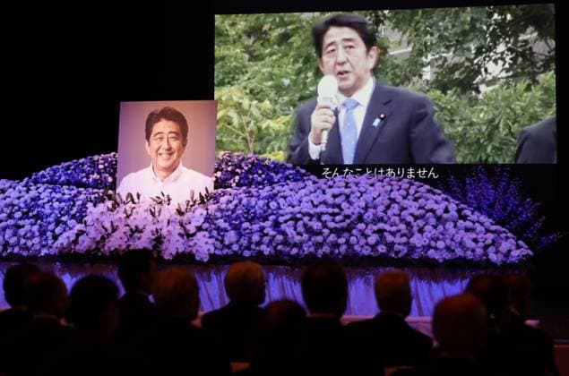 News Bilder des Tages Gathering for slain ex-Japan PM Abe A gathering in memory of former Japanese Prime Minister Shinzo Abe is held in Nagato in Yamaguchi Prefecture, western Japan, on July 23, 2023, about a year after his assassination.  A14AA0001704432P 