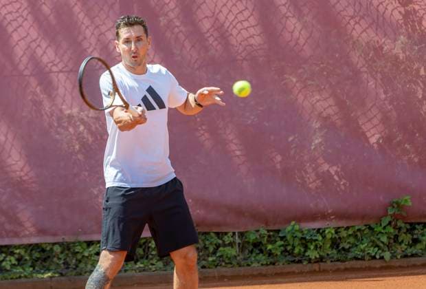 Miroslav Klose Charity Benefiz-Tennis-Doppelturnier für Münchner Herz im Sportpark Beutelstahl in München Datum: 23.07.2023