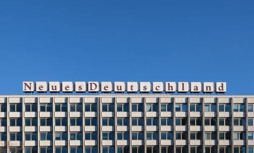 RECORD DATE NOT STATED Berlin, Germany, March 16, 2023, GDR panel building with lettering Neues Deutschland on the roof. *** Berlin, Germany, März 16, 2023, DDR Paneel Gebäude mit Beschriftung Neues Deutschland am der Dach 20244619