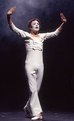 Marcel Marceau Performs - Paris Portrait of French mime Marcel Marceau at Espace Cardin In Paris, France in 1993. Photo by Pascal Baril ABACAPRESS.COM Paris France  Copyright: xBarilxPascal ABACAx 834621_002 BarilxPascal ABACAx 834621_002 