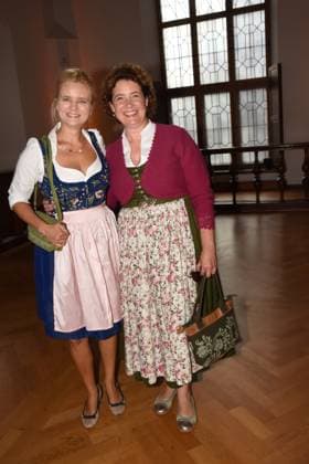 Raphaela Maier Schauspielerin Daniela Maerz Schauspielerin Iberl Buehne Muenchen 25.07.2023 Marienplatz Altes Rathaus Dieter-Hildebrandt-Preis 2023 Verleihung . Muenchen