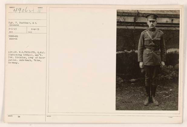 RECORD DATE NOT STATED 1st Lt. W.G. Phillips is seen here at Andernach, Rhine, Germany on January 4, 1919, alongside Sgt. P. Buettner, the photographer. Lt. Phillips is the disbursing officer and assistant to the 3rd Division of the Army of Occupation. The photograph was issued under the description number 3006-N9. Copyright: xpiemagsx 971_86704227 !ACHTUNG AUFNAHMEDATUM GESCHÄTZT!