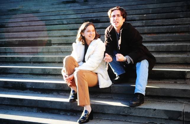 Alexander Pschill, österreichischer Schauspieler, mit Kollegin Tanja Fornaro bei einem Spaziergang durch Berlin, Deutschland 1997. Deutschland Copyright: xUnitedxArchivesx xAlexanderxStingl STI_8704000599 EDITORIAL USE ONLY