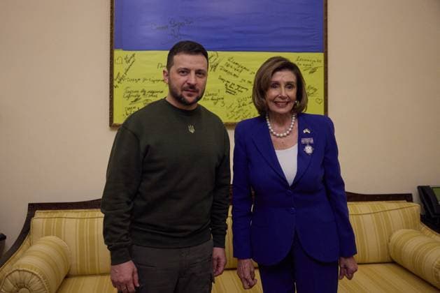 Zelensky Addresses The Congress - Washington US House Speaker Nancy Pelosi meets with Ukraine s president Volodymyr Zelenskiy at the US Capitol in Washington, DC, USA, on Wednesday, December 21, 2022. Photo by Ukrainian Presidency via ABACAPRESS.COM Washington DC United States  Copyright: xABACAx 836179_012 ABACAx 836179_012 