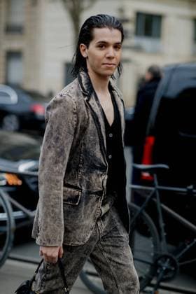 Fashion Trend Report 2023: Double Denim PFW - Street Style Street style, Sulivan Gwed arriving at Miu Miu Fall-Winter 2023-2024 show, held at Palais d Iena, Paris, France, on March 7, 2023. Photo by Marie-Paola Bertrand-Hillion ABACAPRESS.COM Paris France  Copyright: xBertrand-HillionxMarie-Paola ABACAx 846143_130 Bertrand-HillionxMarie-Paola ABACAx 846143_130 