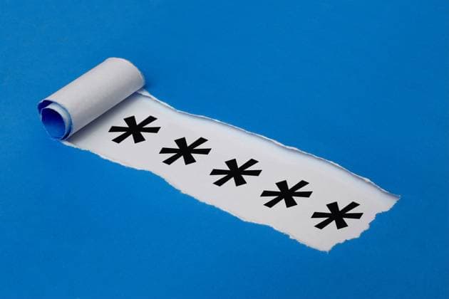 Gendersternchen unter aufgerissenem Papier Gendersternchen unter aufgerissenem Papier, 27.07.2023, Borkwalde, Brandenburg, Fünf Gendersternchen befinden sich unter aufgerissenem blauen Papier. *** gender star under torn paper gender star under torn paper, 27 07 2023, Borkwalde, Brandenburg, five gender stars are under torn blue paper