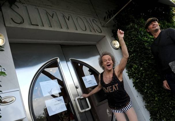 Richard Simmons opened the doors to his exercise studio - Los Angeles Fitness guru Richard Simmons opened the doors to his Beverly Hills exercise studio, Slimmons, at no charge in Los Angeles, January 9, 2011. Simmons conducted a motivational seminar and exercise class for all participants and offered advice and inspiration for people who need help taking off those unwanted pounds. He also offered free one year memberships to Slimmons for 25 attendees. Photo by Lionel Hahn ABACAPRESS.COM Los Angeles CA United States  Copyright: xHahnxLionel ABACAx 259242_004 HahnxLionel ABACAx 259242_004 