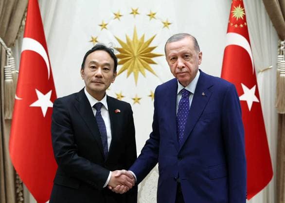 News Themen der Woche KW30 News Bilder des Tages Turkish President Recep Tayyip Erdogan receives the credentials of the new Japanese Ambassador to Turkey, Takahiko Katsumata Turkish President Recep Tayyip Erdogan receives the credentials of the new Japanese Ambassador to Turkey, Takahiko Katsumata, on July 28, 2023. Photo by Turkish presidency apaimages Istanbul Istanbul Turkey 280723_ISTANBUL_TPO_00 (1) Copyright: xapaimagesxTurkishxpresidencyx xapaimagesx