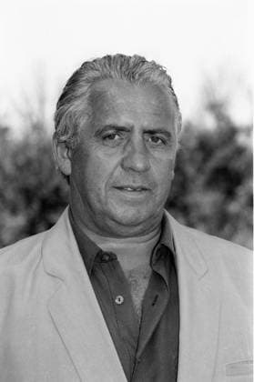 Horst Pinnow (Schauspieler) 06 92 ue Horst Pinnow am Rande von Dreharbeiten zur TV-Serie Sylter Geschichten (RTL) im Juni 1992 Deutschland deutsch deutscher Mann Fernsehen Fernsehserie Film Bühne Schauspiel Theater german actor hoch Porträt neutral sw *** Horst Pinnow actor 06 92 ue Horst Pinnow on the sidelines of filming the TV series Sylter Geschichten RTL in June 1992 Germany German German man television television series film stage drama theater german actor high portrait neutral bw