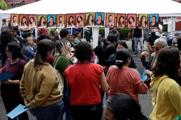 8 years without justice for the victims of the Narvarte case in Mexico July 30, 2023, Mexico City, Mexico: Family members, activists, and friends of Ruben Espinosa Becerril, Nadia Vera, Mile Virginia Martin, Yesenia Quiroz, and Olivia Alejandra Negrete, murdered on July 31, 2015 in an apartment in the Narvarte neighborhood ; pay homage to 8 years of the multi-homicide and demand justice at the scene of the crime in Mexico City. on July 30, 2023 in Mexico City, Mexico, Credit:Luis Barron Eyepix Group Avalon Mexico, Mexico City, Mexico City Copyright: xLuisxBarronx xEyepixxGroupx xAvalonx 0793141464