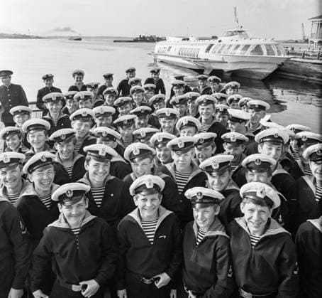 May 1-21, 1970. Petrozavodsk, Karelian ASSR, USSR. Students at Petrozavodsk River Institute study to further serve in the White Sea - Onega Shipping Company. Semyon Maisterman, Lev Porter TASS  17058953