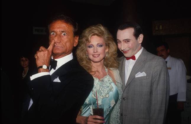 May 19, 1987, Los Angeles, California, USA: Stars left to right, SID CAESAR, MORGAN FAIRCHILD and PAUL REUBENS (aka Peewee Herman) at the 1987 American Comedy Awards. Hollywood USA  - ZUMAj02_ 19870519_mdm_j02_123 Copyright: xMichaelxJacobsx