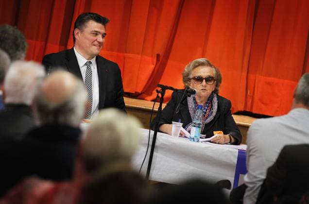 Former first lady Bernadette Chirac campaigning in Correze, France Bernadette Chirac est en campagne electorale pour le premier tour des cantonales en Correze en compagnie de David Douillet, elle rencontre des electeurs, rend visite Ã un club de judo de Correze-ville et finit la journÃ e par un meeting a la rencontre des Correziens le 24 septembre 2011. Photo by Patrick Bernard ABACAPRESS.COM Correze France  Copyright: xBernardxPatrick ABACAx 291043_007 BernardxPatrick ABACAx 291043_007 