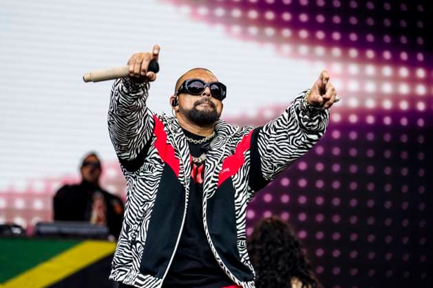 Entertainment Bilder des Tages Sean Paul live at SmukFest 2023, Skanderborg, Denmark Skanderborg, Denmark. 02nd, August 2023. The Jamaican dancehall singer and rapper Sean Paul performs a live concert during the Danish music festival SmukFest 2023 in Skanderborg. Skanderborg Denmark  Copyright: xGonzalesxPhoto LassexLagonix