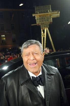 Goldene Kamera Awards in Berlin US actor Jerry Lewis poses upon his arrival on the red carpet prior to the annual Goldene Kamera awarding ceremony organized by German TV magazine Hoerzu in the Ullstein Halle at the Axel Springer Editions headquarters in Berlin, Germany, on February 2, 2006. Photo by Thomas und Thomas ABACAPRESS.COM Berlin Germany  Copyright: xABACAx 91155_02 ABACAx 91155_02