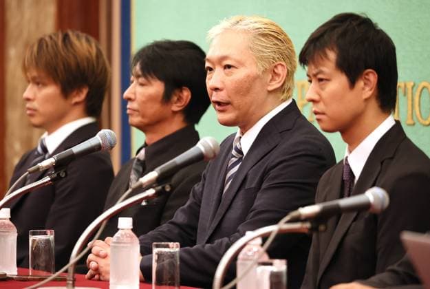 August 4, 2023, Tokyo, Japan - Members of Johnny s Sexual Assault Victims Association (L-R) Kazuya Nakamura, Jyunya Hiramoto, Shimon Ishimaru and Akimasa Nihongi hold a press conference at the Japan National Press Club in Tokyo on Friday, August 4, 2023. UN human rights group probeed cases of entertainment company Johnny & Associate founder Johnny Kitagawa s sexual abuse to the company s young boy talents and several hundreds talents were abused. (photo by Yoshio Tsunoda AFLO)  , aflo_225788546.jpg,