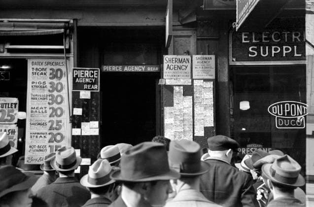Group of Men Waiting outside Employment Agency, Sixth Avenue, New York City, New York, USA, Arthur Rothstein, U.S. Farm Security Administration, December 1937  Copyright: xCircaxImagesx ghi-circa01605